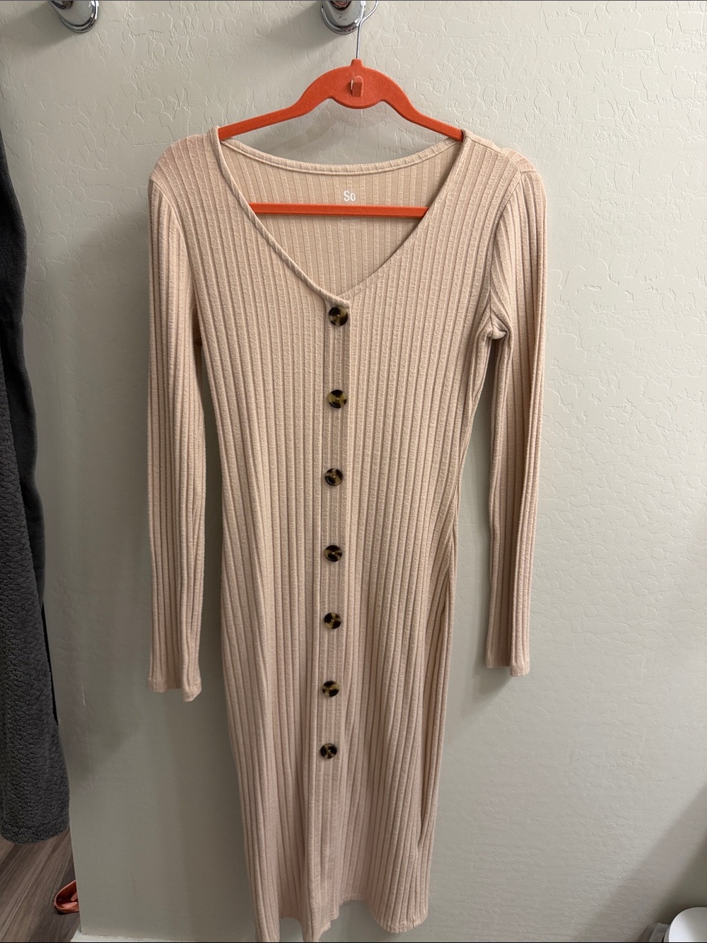 SO Beige Ribbed Button-Front Long Sleeve Midi Dress